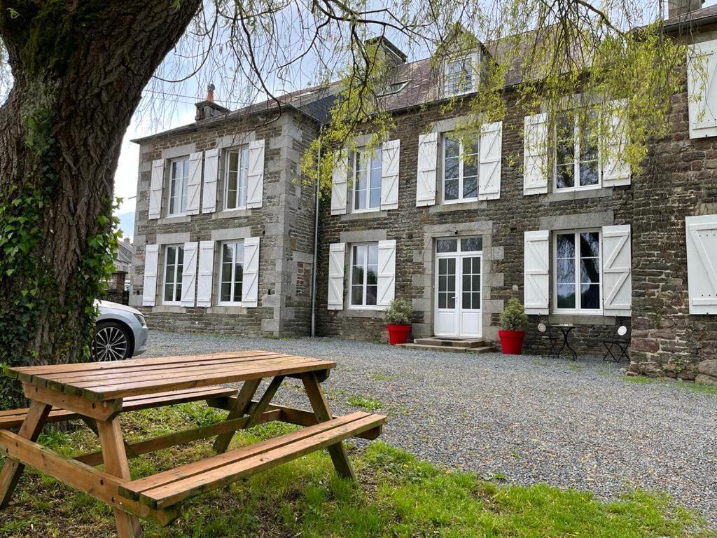 Pontfarcy La Maison Des Amis En Normandie מראה חיצוני תמונה