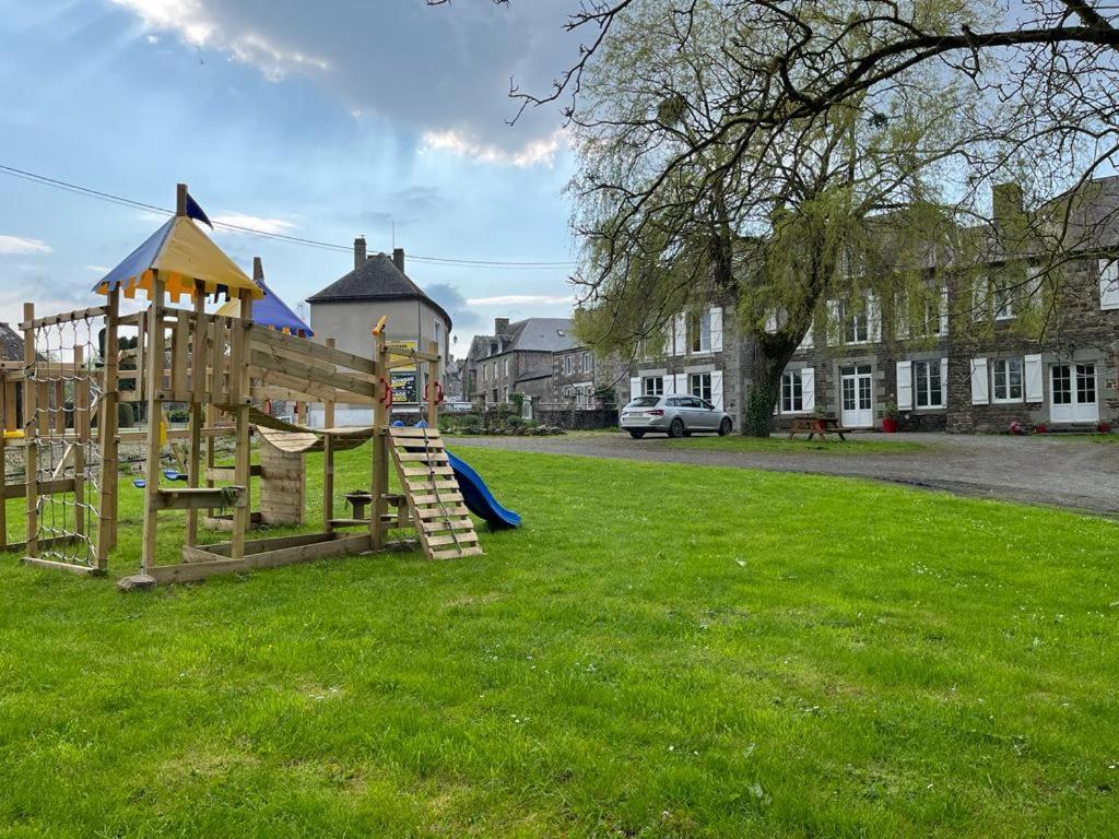 Pontfarcy La Maison Des Amis En Normandie מראה חיצוני תמונה